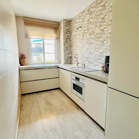 Sunny House Велес